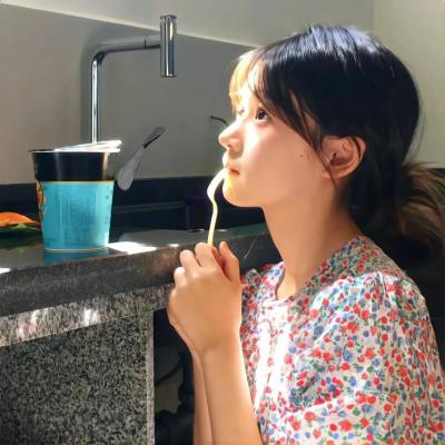 我养了一只九尾狐